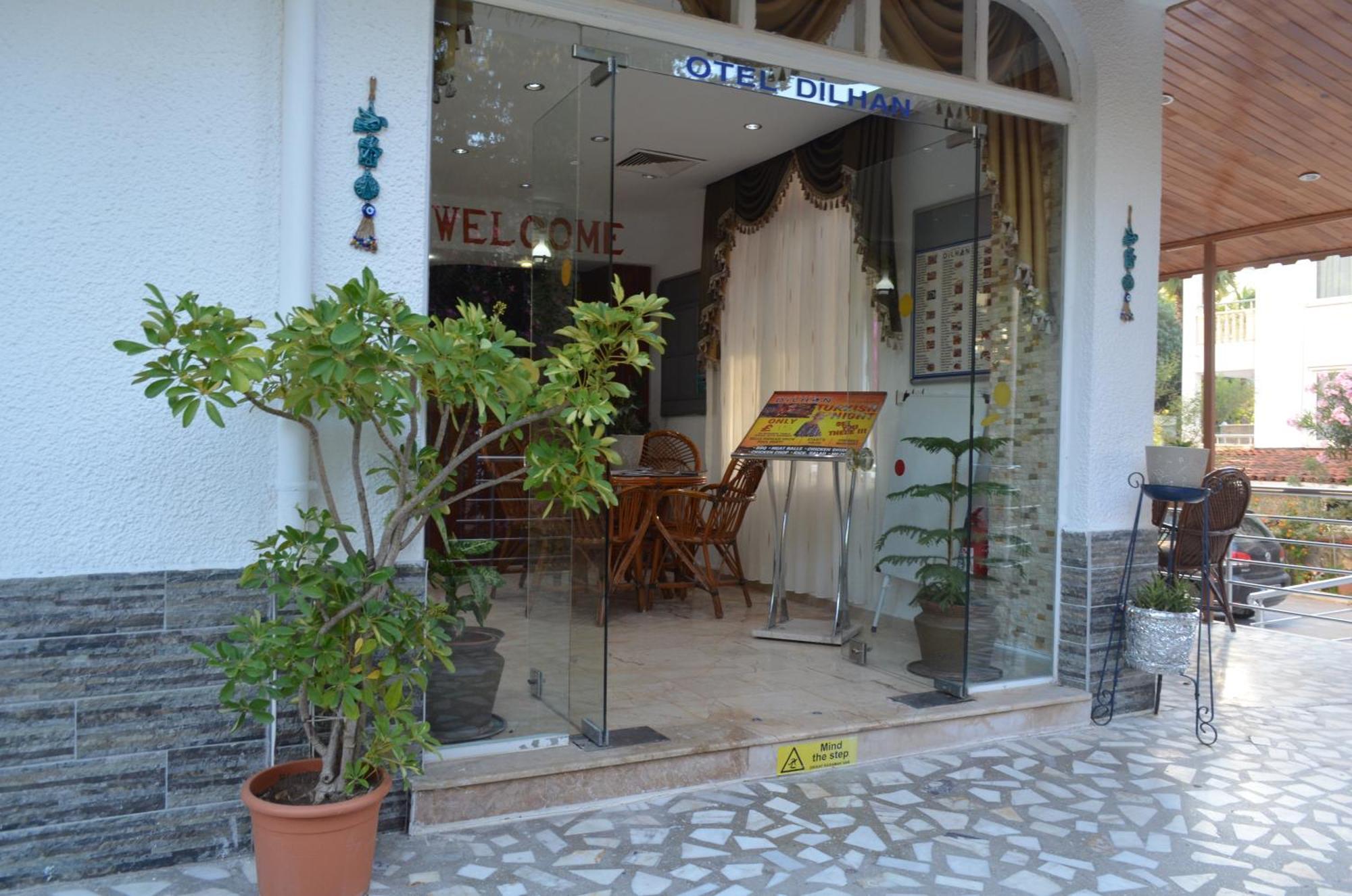 Dilhan Hotel 马尔马里斯 外观 照片